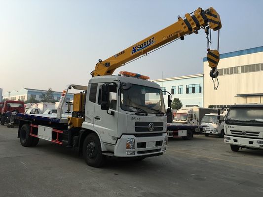 Dongfeng Recovery 6 Ton Wrecker Tow Truck , Flatbed Tow Truck Mounted With 6.3 Ton Telescopic Crane