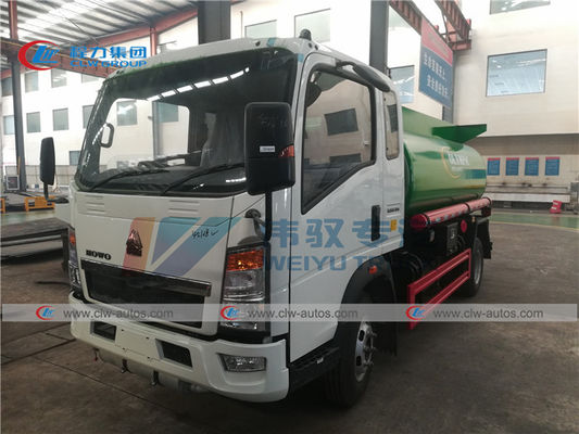 Howo 160hp Right Hand Drive 5000L Petrol Tanker Truck