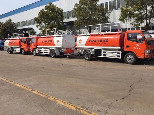 5000L Gasoline Delivery Truck , Dongfeng 5 Ton Gasoline Refill Oil Tanker Truck