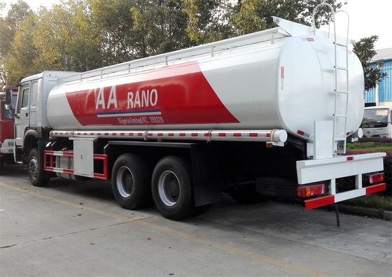 Petrol Diesel Tank Fuel Delivery Truck 20 Ton 25000 Liters High Performance
