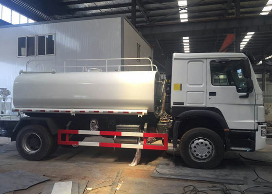 Automatic HOWO 6 Wheels Water Bowser Truck 15CBM / 12CBM Optional Color