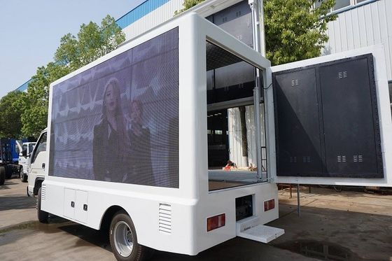 ISUZU Outdoor Digital Advertising Billboard Truck With P6 LED Display Screen