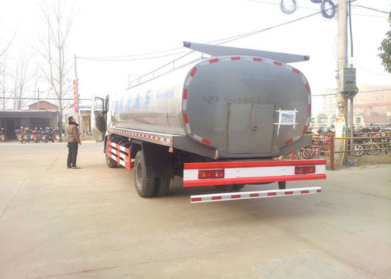 Dongfeng 10CBM Fresh Milk Tank Truck , 10 Ton 4000 Gallon Water Truck