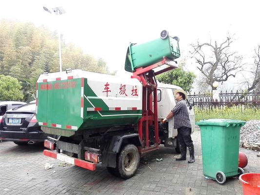 Small Side Loading Barrel Lifting Waste Removal Trucks For Old Street Garbage Collection
