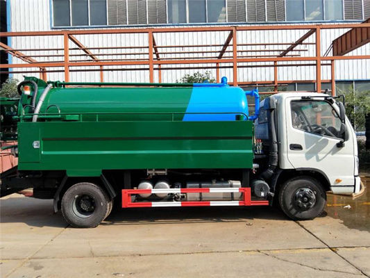 Sewage Suction Cleaning Truck 5000 Liters Dust Tank With 2000 Liters High Pressure Water Tank