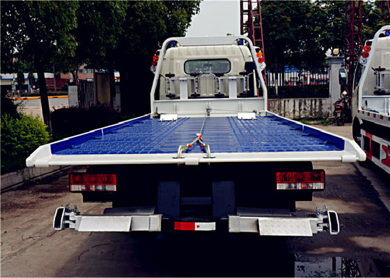 Dongfeng 5 Tons Platform Heavy Duty Wrecker Truck 4*2 One - Towing - Two