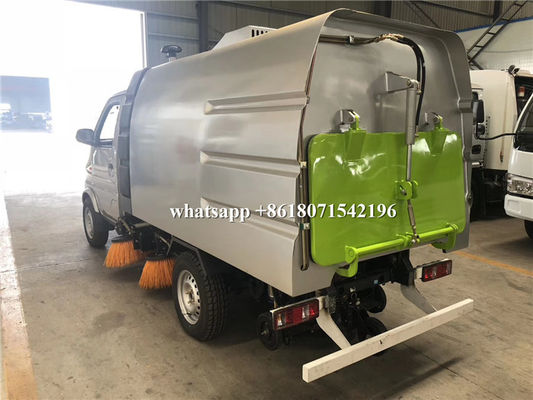 Small Size Mechanical Sweeper Truck 2600mm Wheelbase For City Sanitation