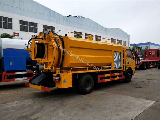 Diesel Dongfeng 8000 Liters Vacuum Sewage Suction Truck