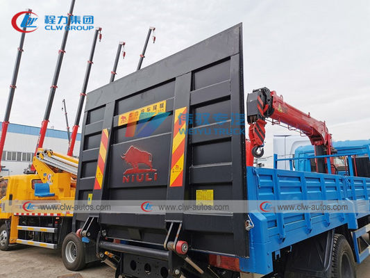 336HP Dongfeng 4*2 Truck With Straight Telescopic Arm