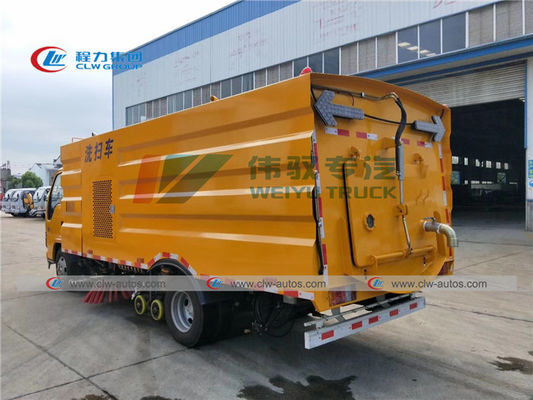 ISUZU Vacuum 4X2 Road Sweeper Truck Left Hand Drive