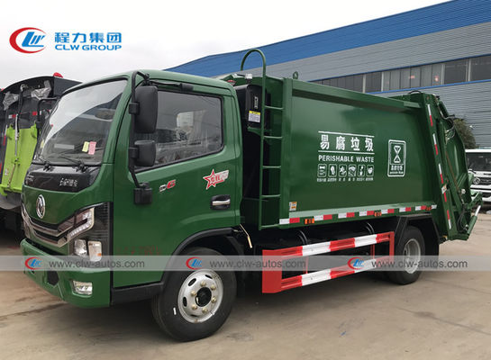 Dongfeng 4x2 8CBM Diesel Engine Sanitation Vehicle